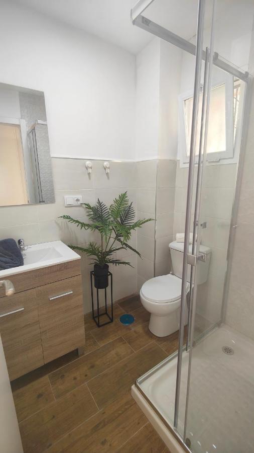 Serenity Chic Center With Free Wifi By Namaste Elite Apartment